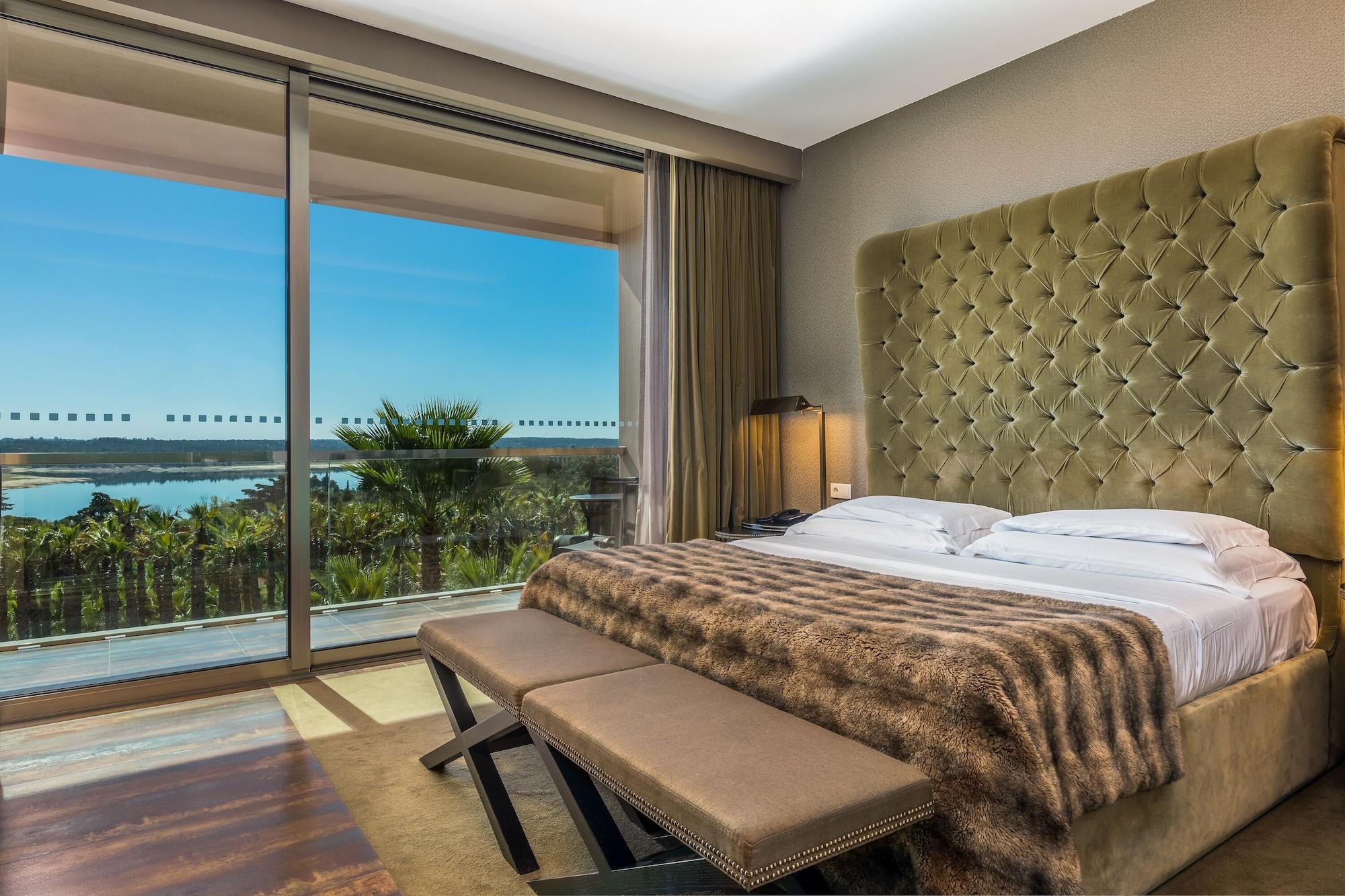 Ap Lago Montargil - Conference & Spa Εξωτερικό φωτογραφία A bedroom at the hotel